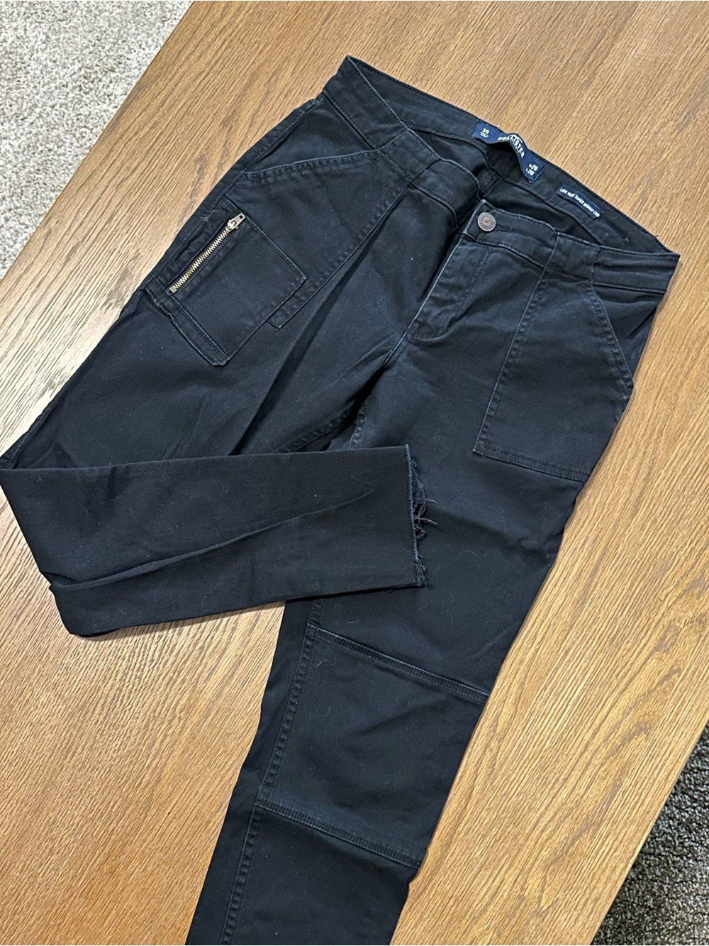 Hollister Women’s Skinny Utility Jogger Pants